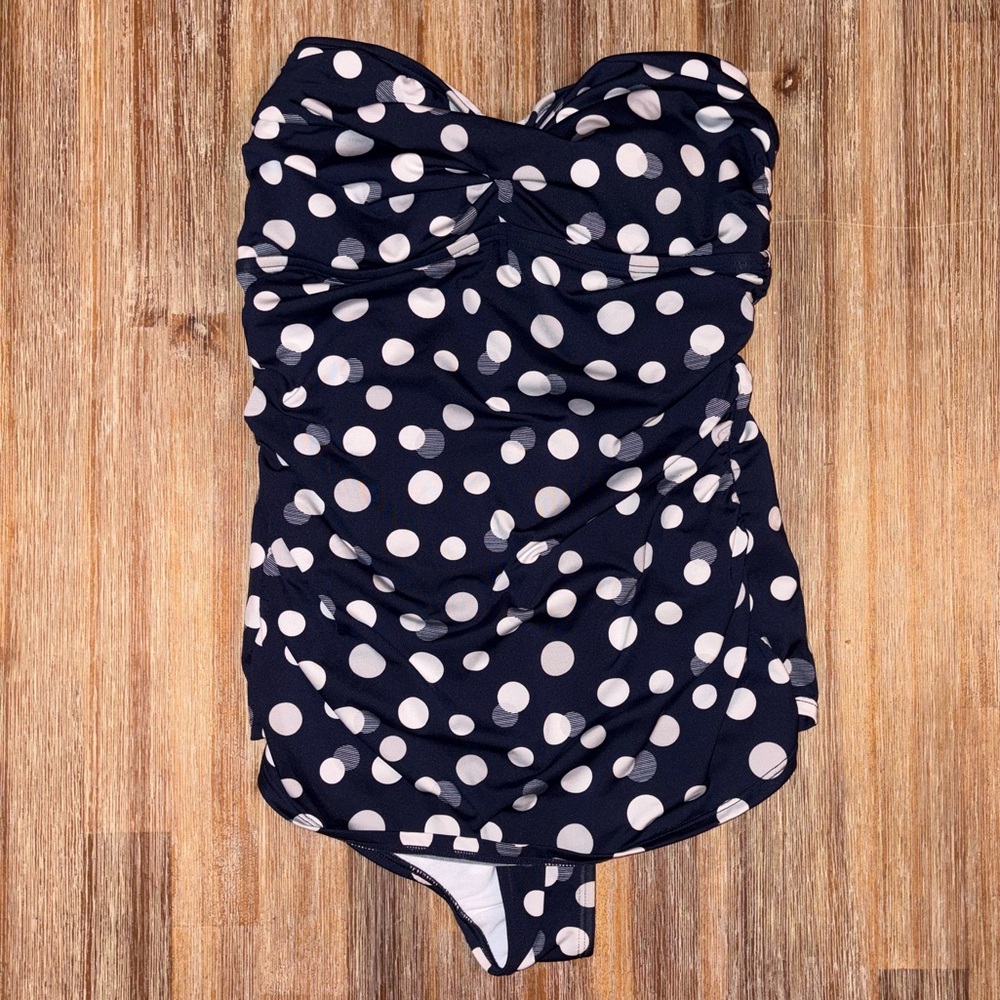 JANTZEN STRAPLESS SWIMSUIT